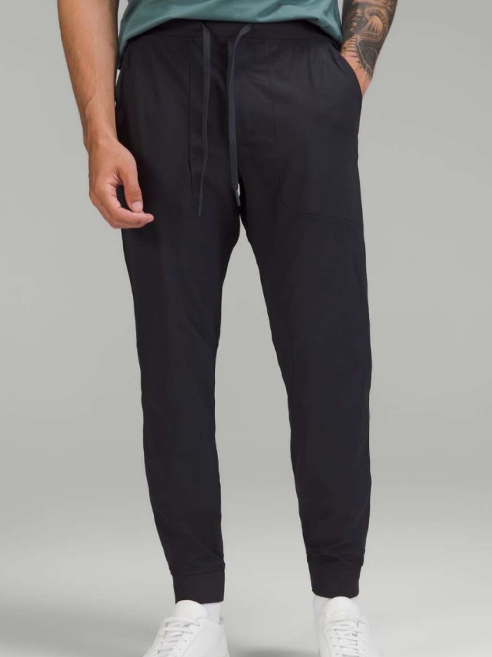 Lululemon ABC Jogger *Warpstreme
Obsidian men’s size medium